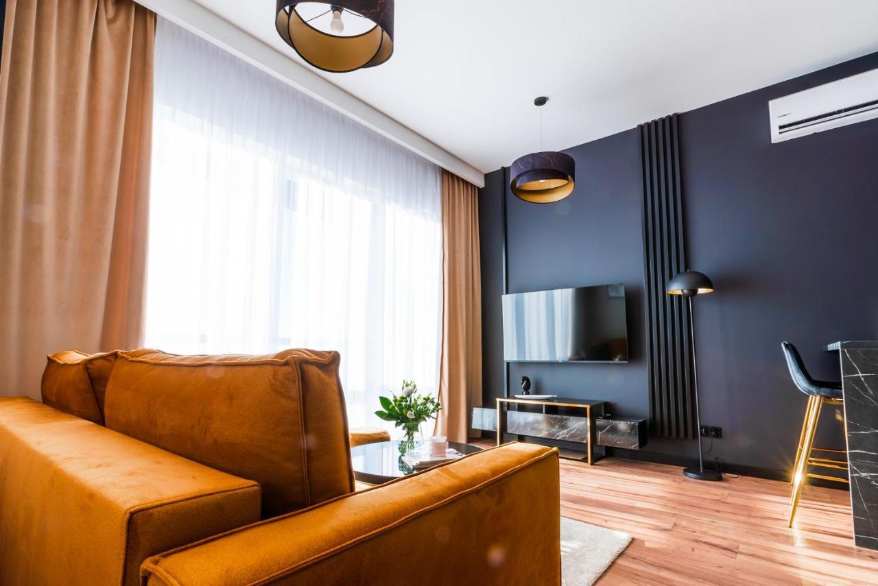 Apartament Plaza Tower 14 Pietro Келце Екстериор снимка