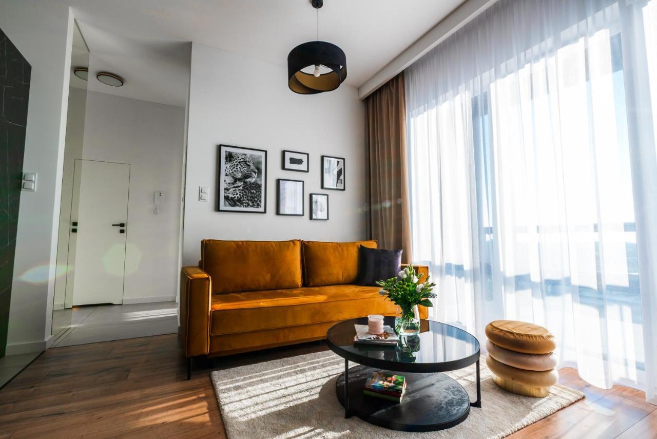 Apartament Plaza Tower 14 Pietro Келце Екстериор снимка
