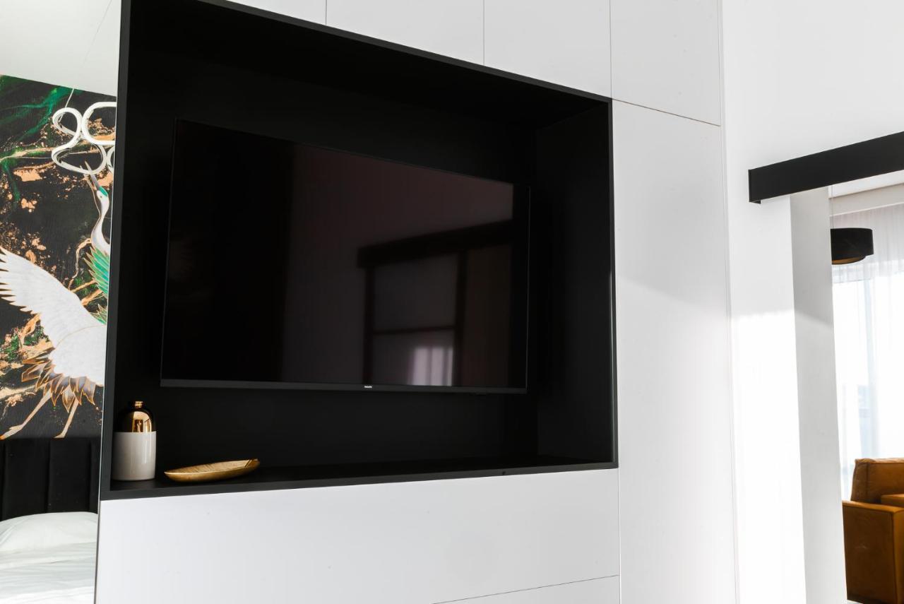 Apartament Plaza Tower 14 Pietro Келце Екстериор снимка