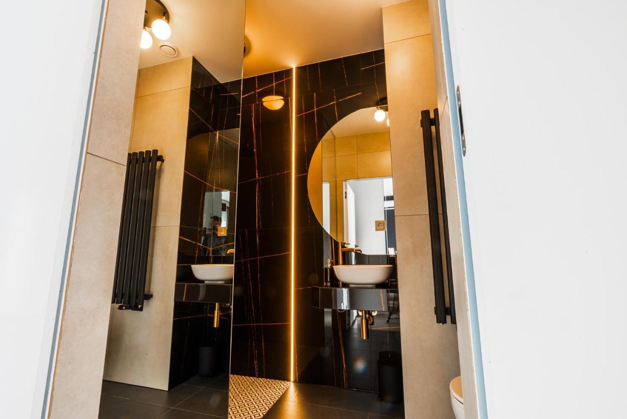 Apartament Plaza Tower 14 Pietro Келце Екстериор снимка
